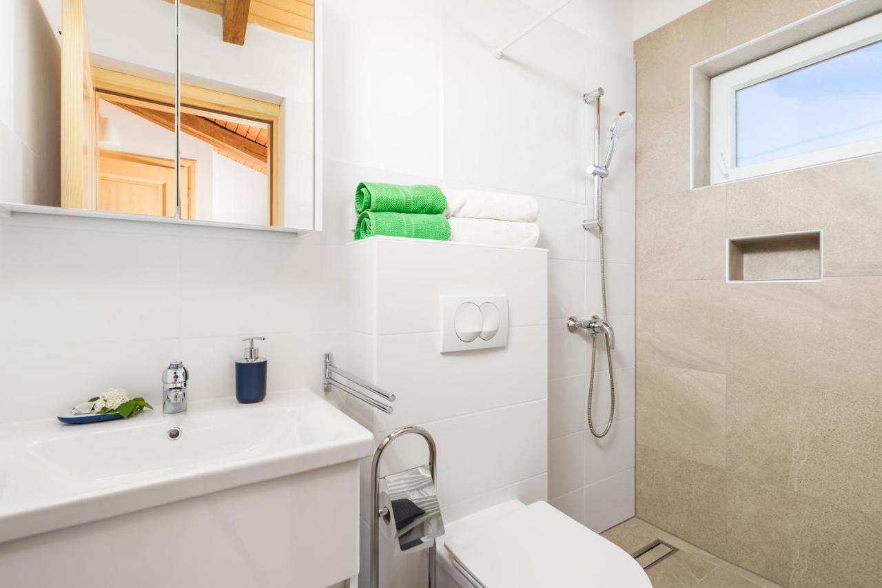 לופאר Apartment Ursula מראה חיצוני תמונה