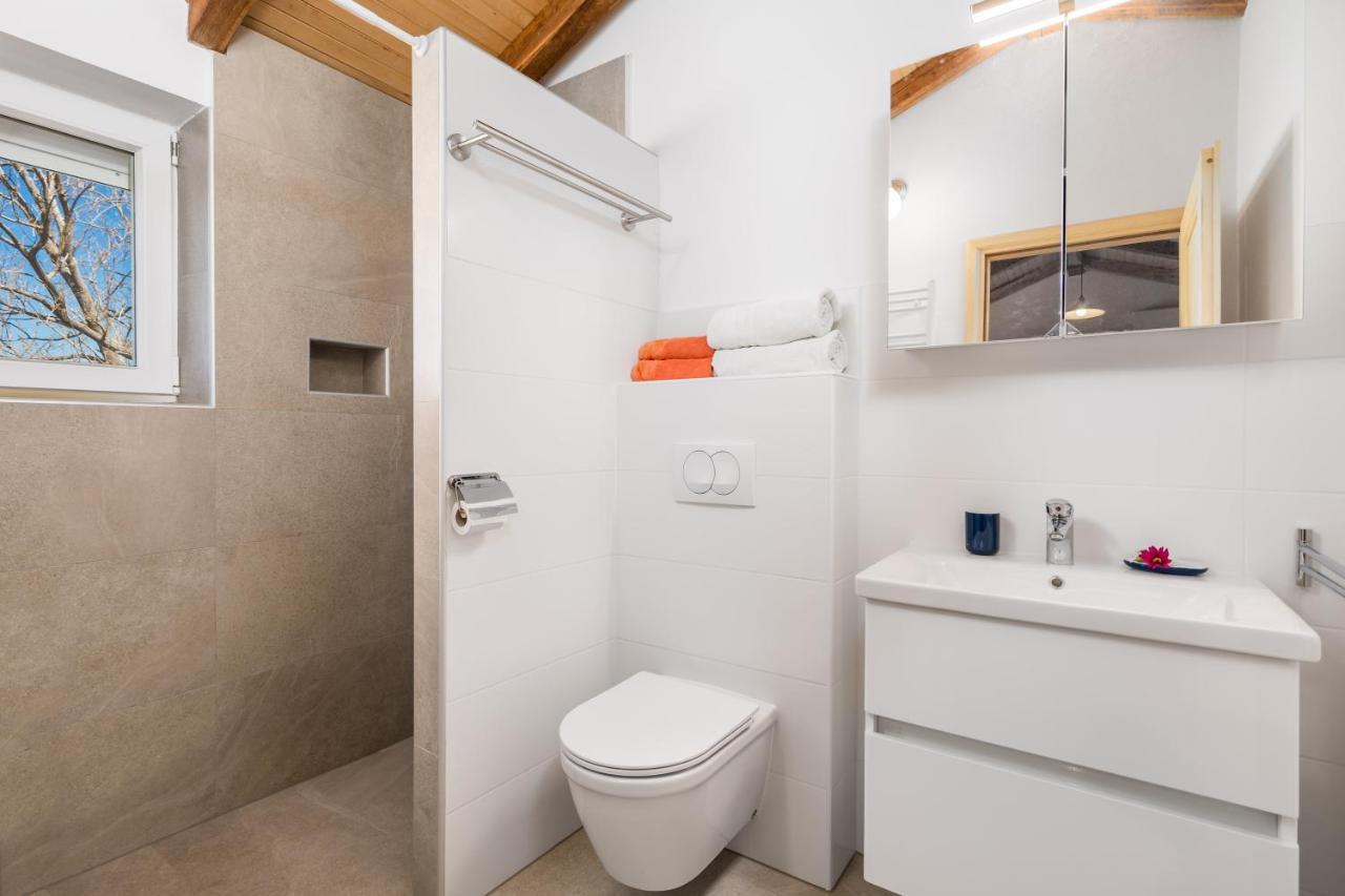 לופאר Apartment Ursula מראה חיצוני תמונה